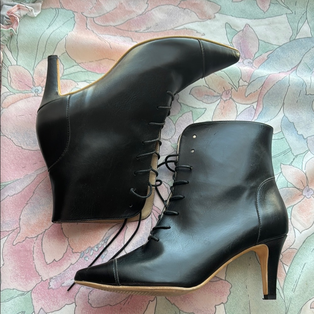Bhava Black Leather Lace-Up Ankle Boots - Size 40 - Made in Spain